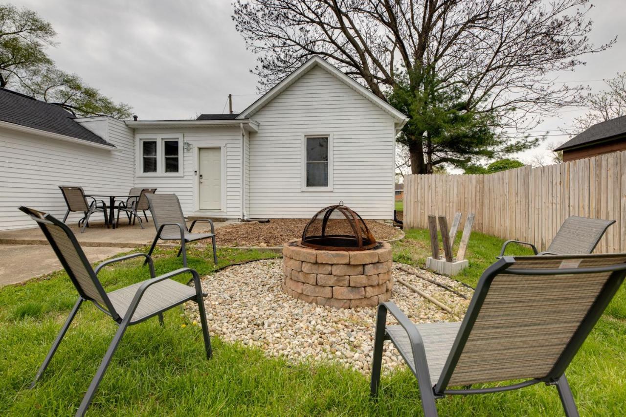 Modern Family Home In Mason With Backyard And Fire Pit מראה חיצוני תמונה